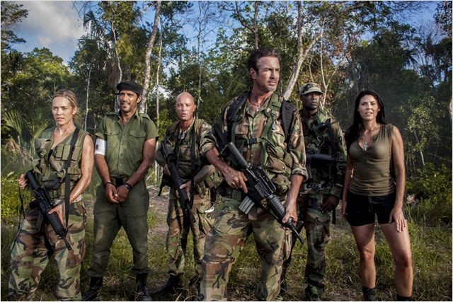 Jurassic Attack (2013)