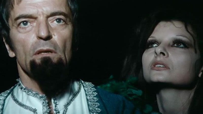 Dracula Prisonnier de Frankenstein (1972) 