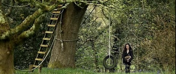 The Last House On Cemetery Lane (2015)