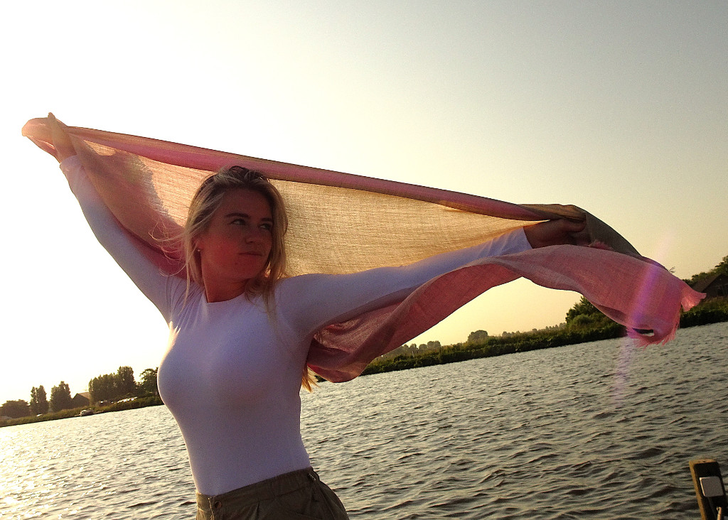 Wool and silk bicolor shawl woman styled.
