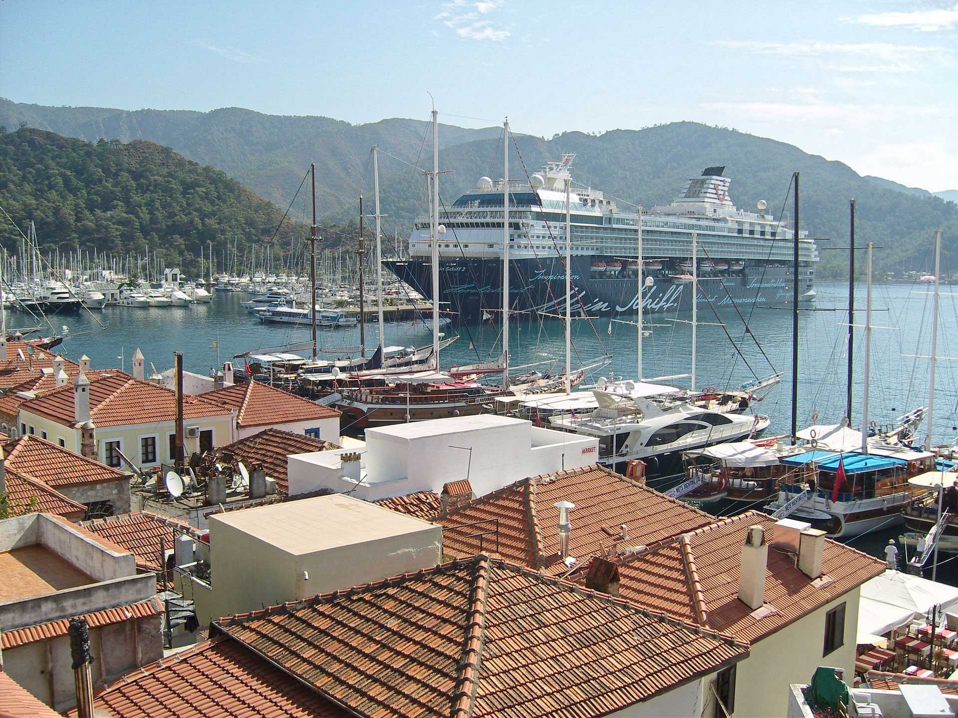 Mein Schiff ® Flotte © https://pixabay.com