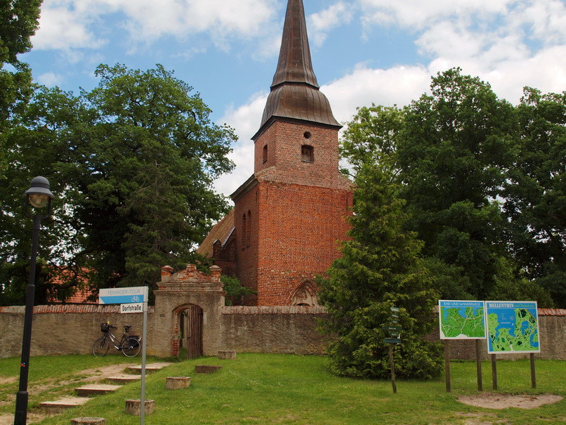 Kirche - Mellenthin