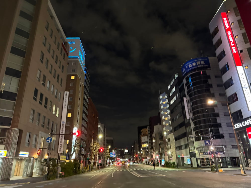 馬喰町・東日本橋の出張ゲイマッサージ｜ビジネスホテルへ急行するGHTセラピスト