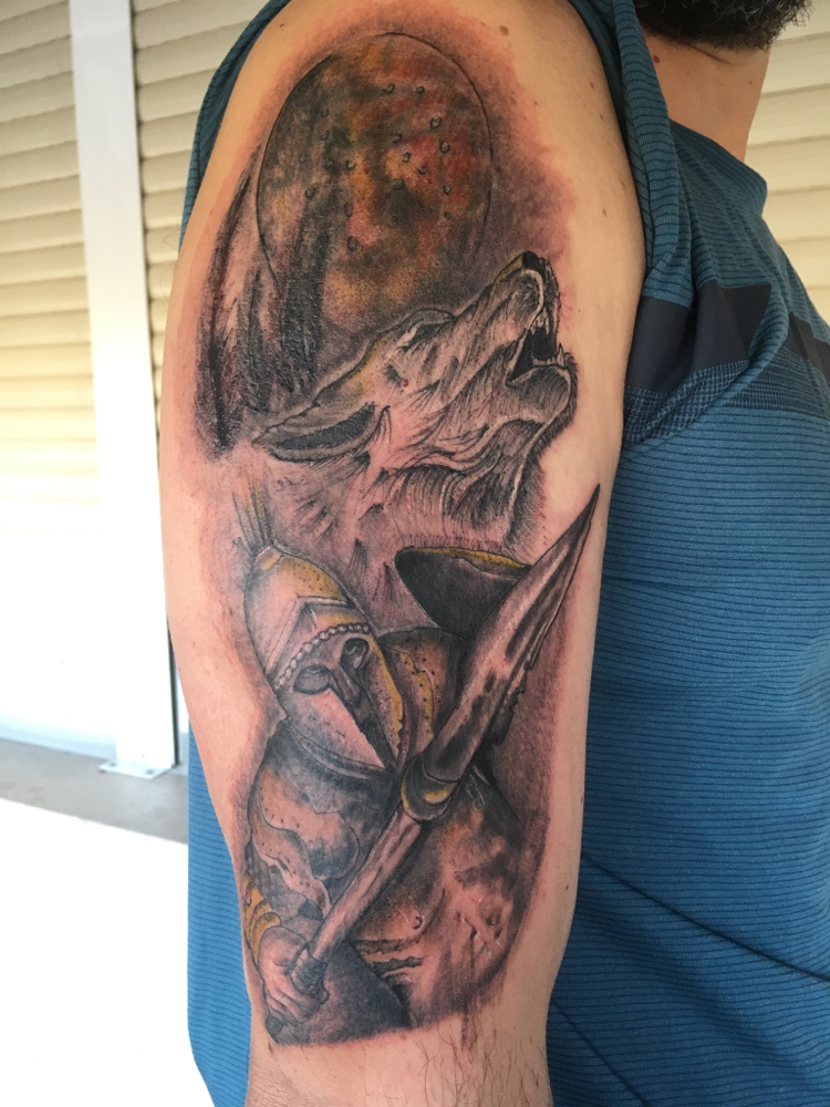 Tattoo realista personalizado  Lobo espartano para América 🤟 