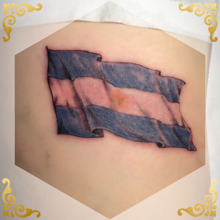 Tattoo realista Bandera Argentina 🇦🇷 campeón mundial ⭐️⭐️⭐️