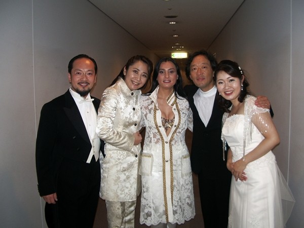2007年7月　東フィル定期　モーツァルト《イドメネオ》　左より福井敬さん、林美智子さん、カルメラ・レミージョ、チョン・ミョンフン氏