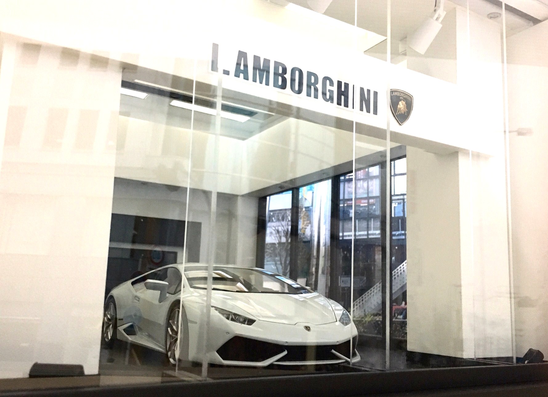 ◇◇1/18 LEDジオラマショーケース◇◇ - satoruk-skp ページ！