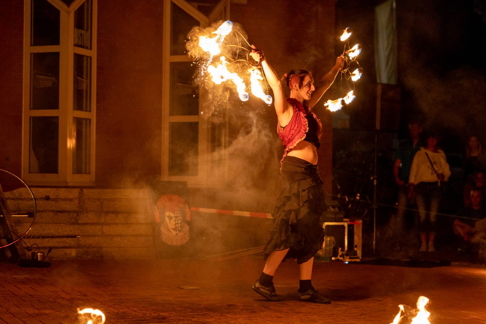 Feuershow zum Summer Open Air in Meldorf, Foto: Lisa Krechting