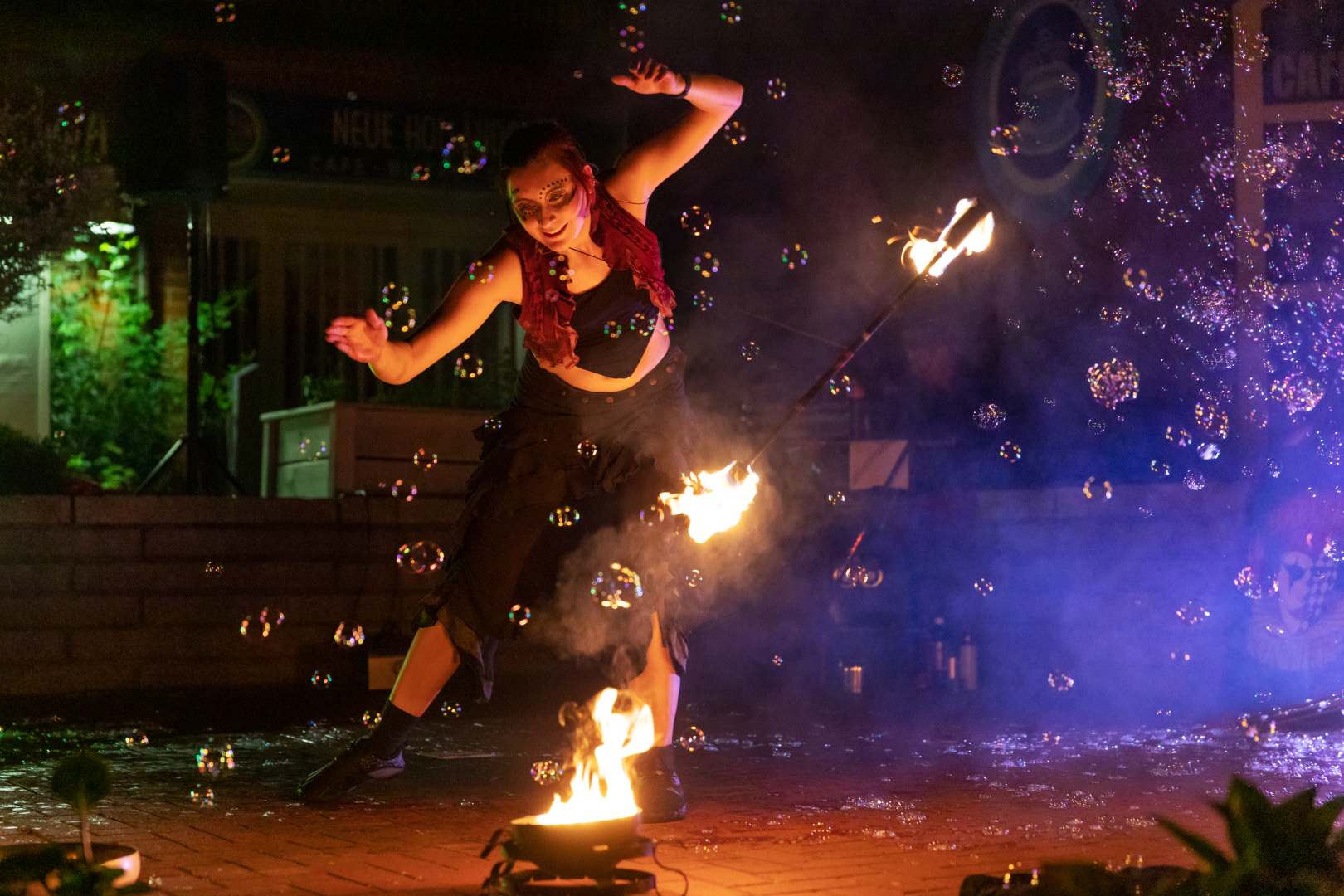 Feuershow mit Seifenblasen in Meldorf für die Soziale Alianz, Foto: Lisa Krechting