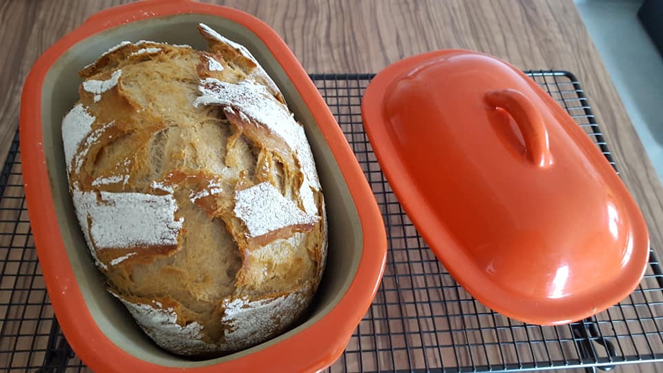 Ein perfektes Brot aus dem kleinen Zaubermeister von Pampered Chef. Die Rezeptidee stammt von Monika Camera.