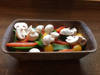 Ab damit in den Backofen bei Ober-/Unterhitze - genaue Angaben entnehme dem Rezept...