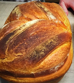 Landbrot Backhausart aus dem Pampered Chef Ofenmeister. Landbrot-Backhausart von Martina Ziehl mit Pampered Chef #pamperedchef #ofenmeister #zaubermeister #stoneware #steinbackofen #martinaziehl #zauberhafteleckereienmitmartinaziehl
