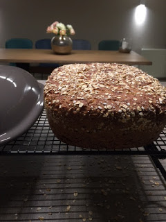 Pampered Chef 5-Korn-Brot aus dem Ofenmeister oder Zaubermeister.  Brot selber backen gelingt bestens im Ofenmeister von Pampered Chef