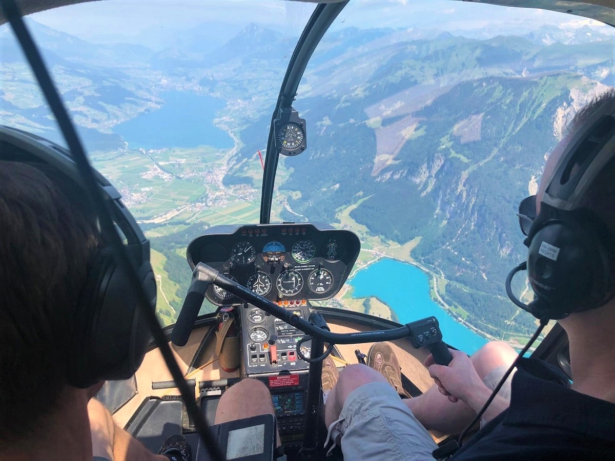 Elite Flights, Robinson R44, HB-ZMM, Sarnensee, Lungernsee, Helikopter-Flotte Luzern-Beromünster, Grenchen