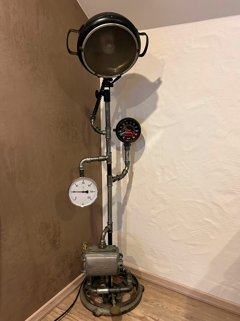 Kreatives Upcycling, die Lampe ist ein Einzelstück