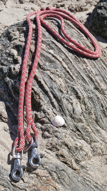 Regular leash, 2 m (Top Line red-gray, 8 mm) snap shackle at each end