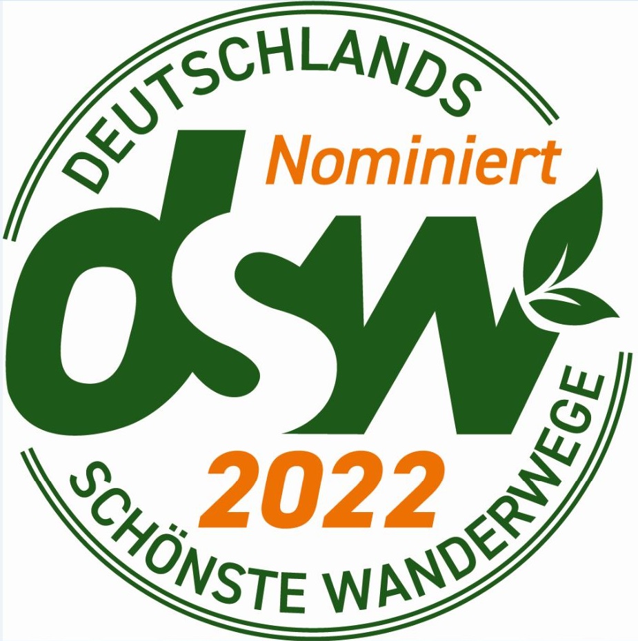 Welcher ist Deutschlands schönster Wanderweg 2022 - Nominiert sind der Albschäferweg und die DonauWelle Eichfelsen-Panorama - HVP188