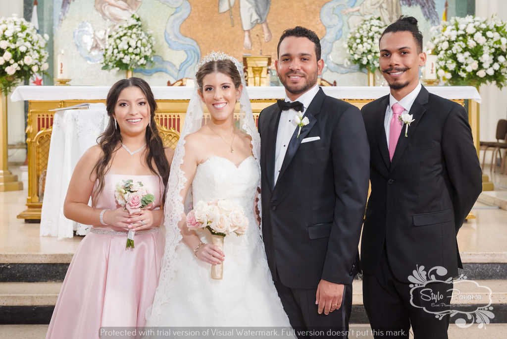 4. Esposos con Pareja de Honor