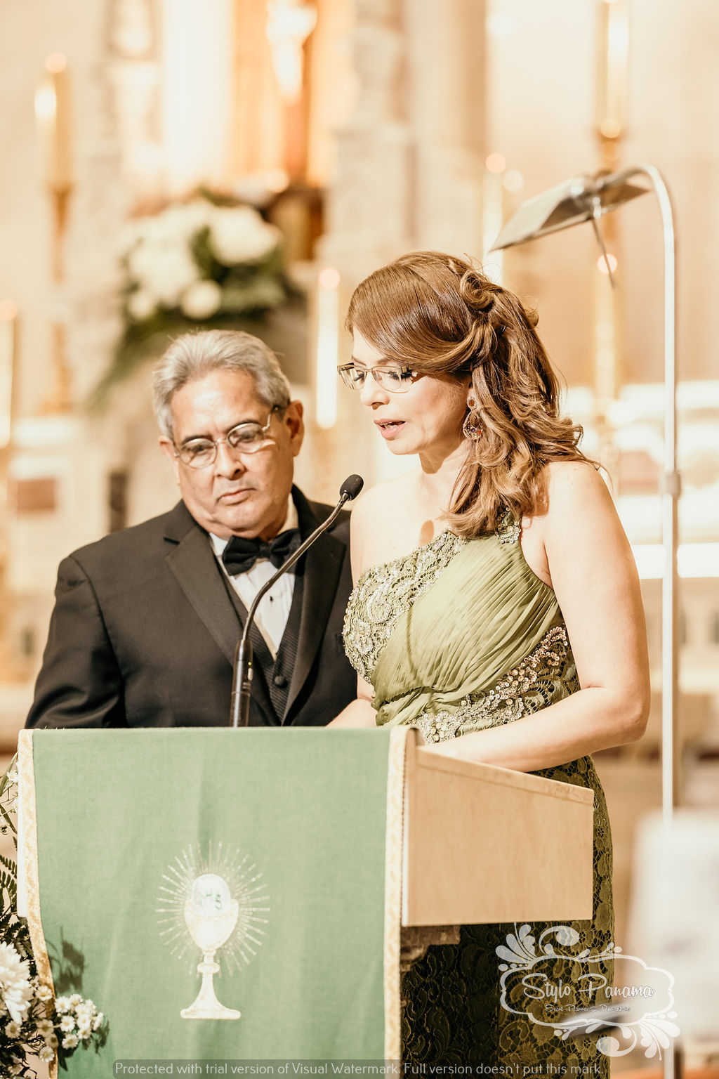 6. Oración de fieles (Leído por una pareja de invitados)