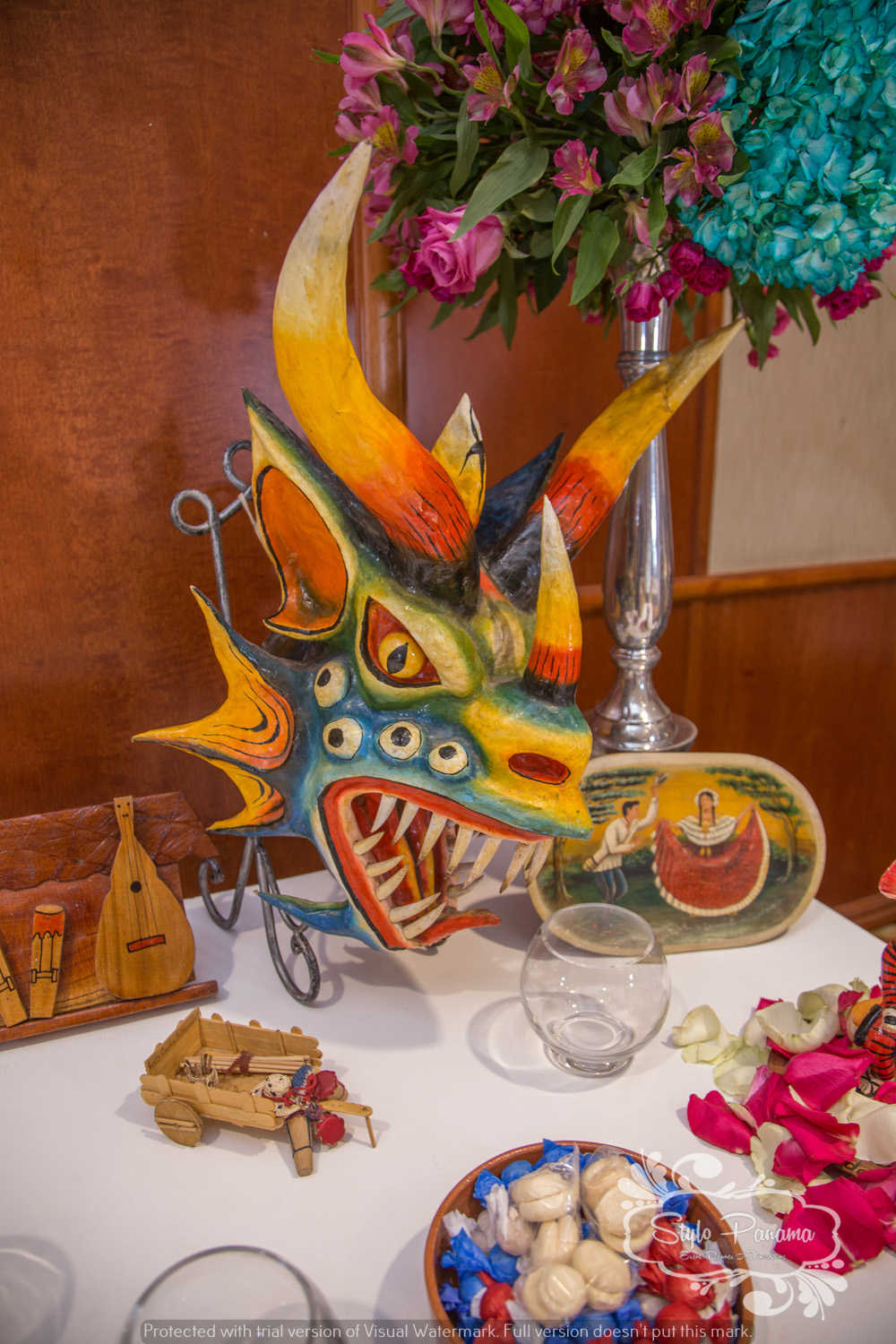 Mesa de candy bar de la novia, decorado a sus raíces panameñas