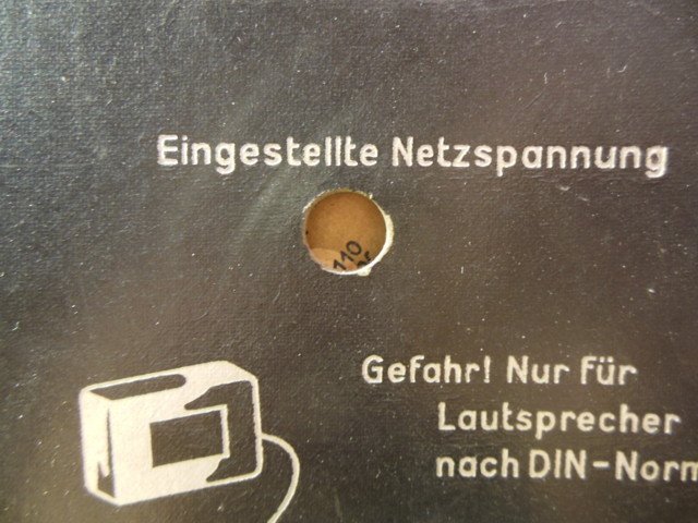 So sieht es aus, wenn das Gerät auf 220V eingestellt ist.