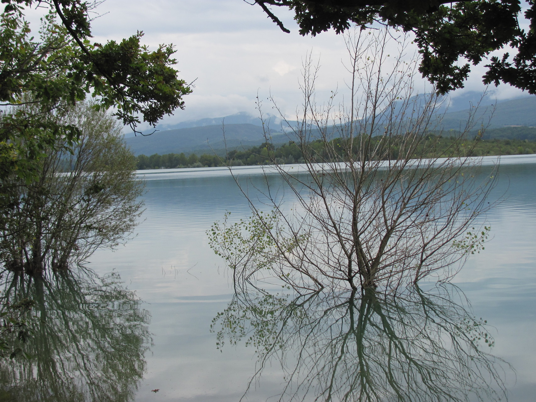 Montbel lake