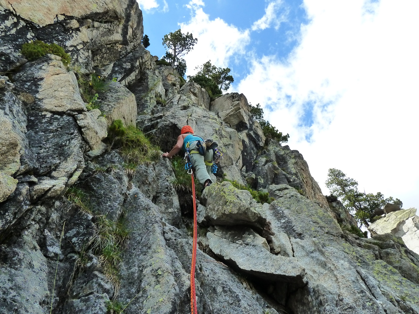 PAR DELÀ DES BRUMES L4