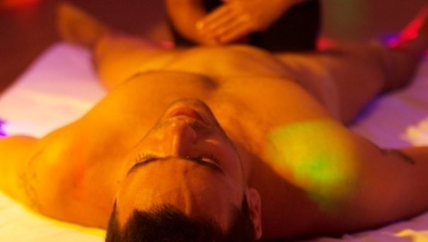 Эротикалық өлеңдер қайырлы таң Писканы өлшейді