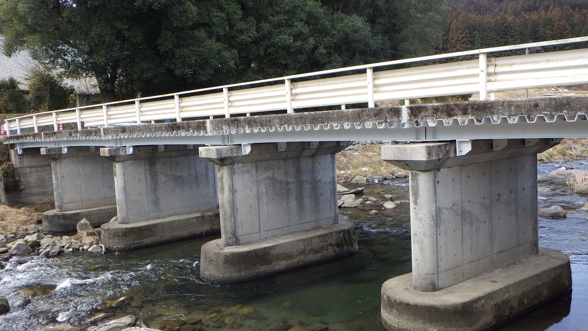 中平旧橋　橋梁補修工事