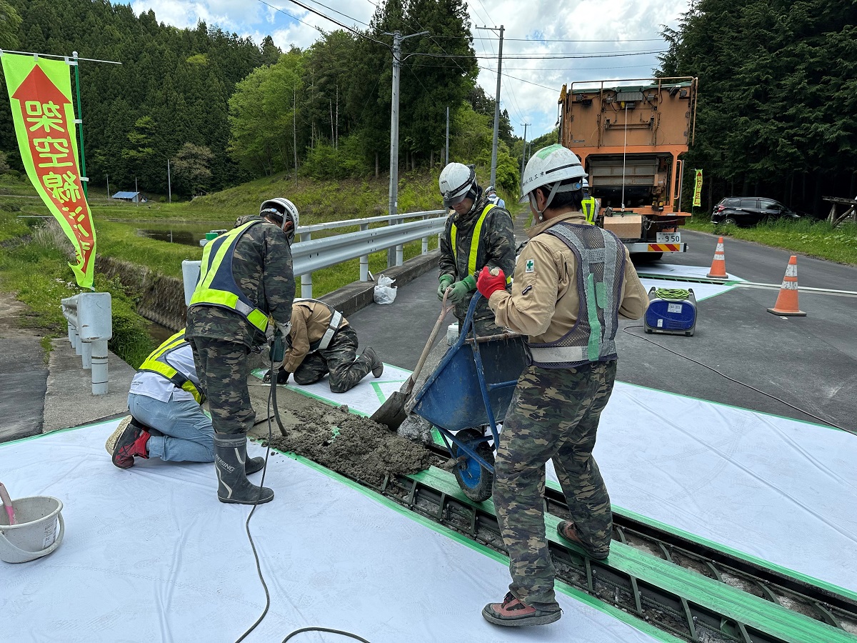 内ヶ竜上橋　道路橋りょう維持(補助)工事(橋梁補修)