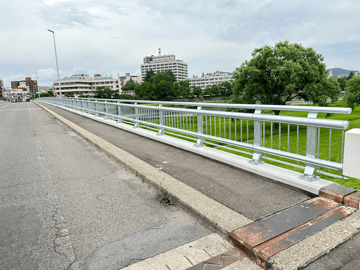 天神橋 道路メンテナンス 市道矢剣町・鳥谷下町線(天神橋)橋梁補修工事