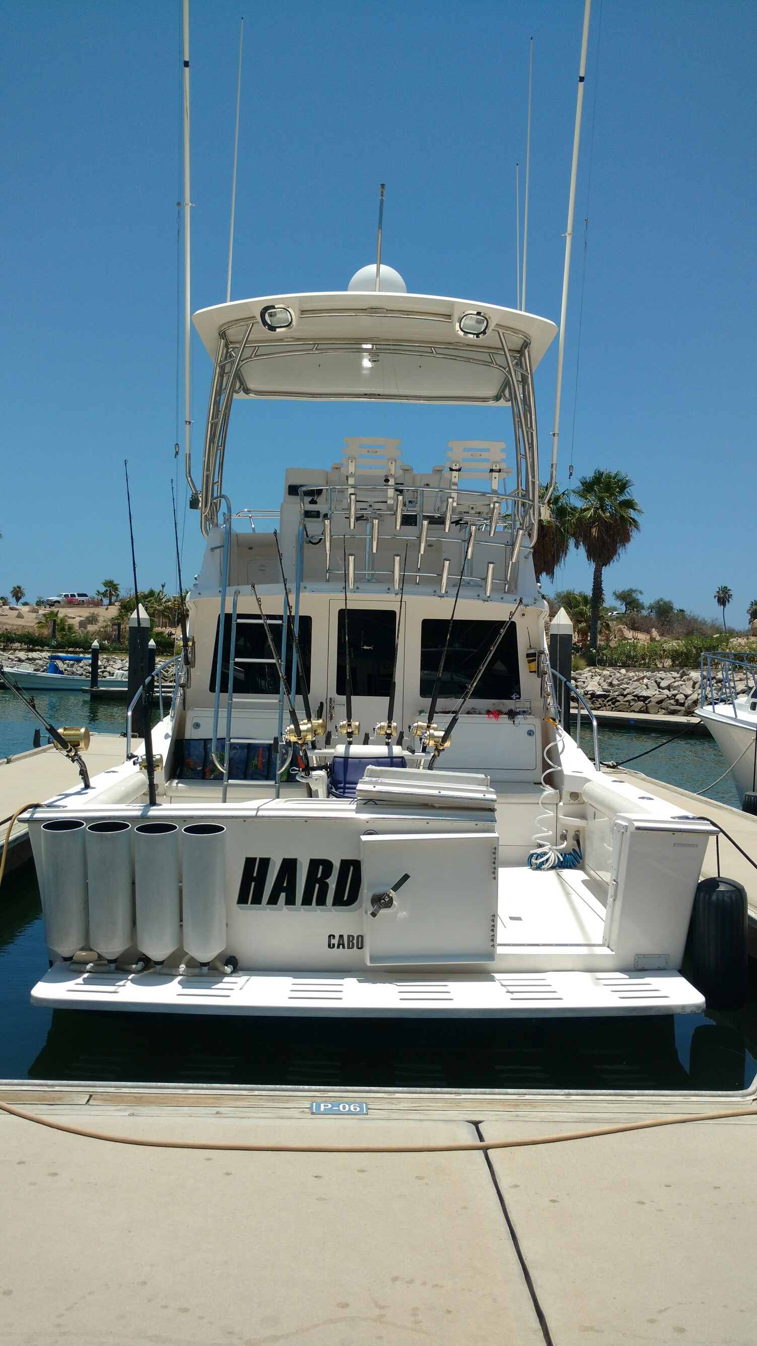 35' cabo with A/C up to 6 people
