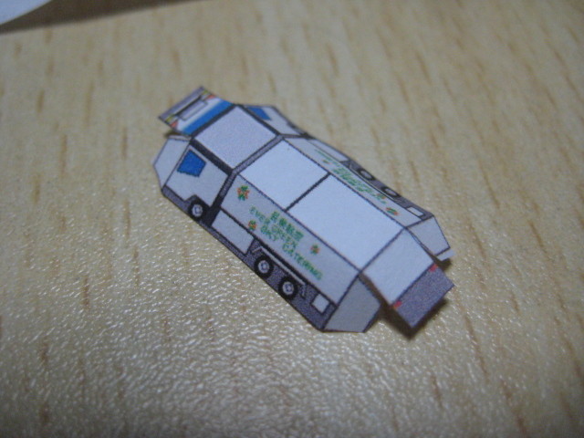 Free Wings Catering Vehicles paper craft