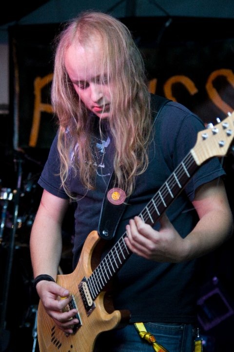 Guitar: Daniel Inderbitzin