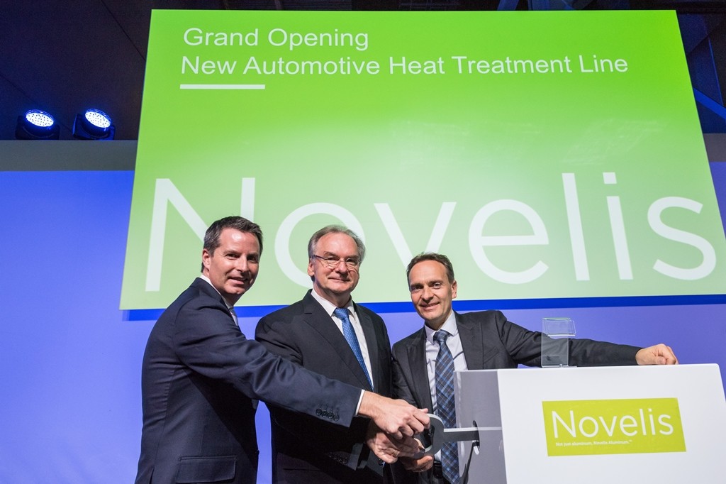 Steve Fisher, President and CEO of Novelis, Reiner Haseloff, Prime Minister Saxony-Anhalt, Erwin Mayr, President of Novelis Europe
