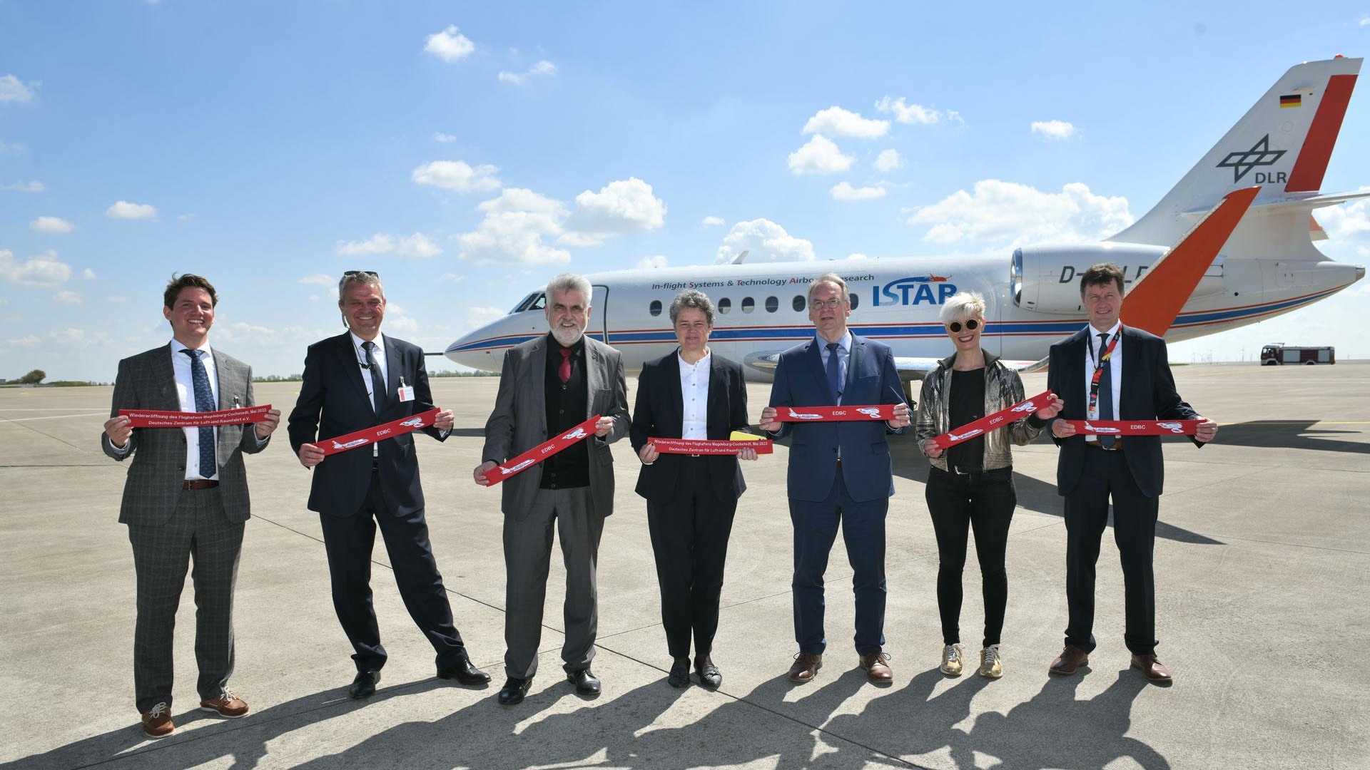 Flughafen Magdeburg-Cochstedt: Zu­sam­men­spiel aus Droh­nen und klas­si­schen Luft­fahr­zeu­gen er­pro­ben