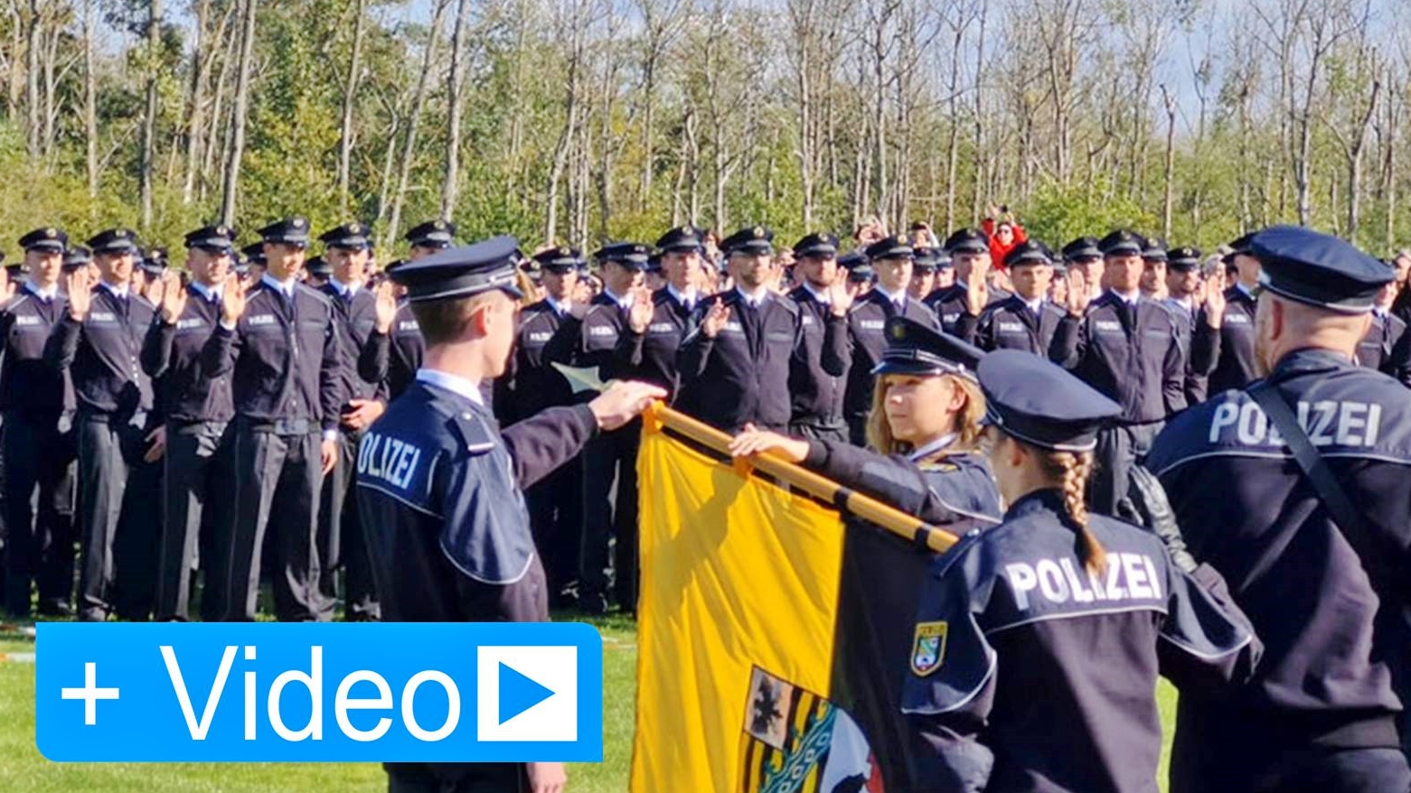 Vereidigung von angehenden Polizistinnen und Polizisten in der Fachhochschule Polizei Sachsen-Anhalt