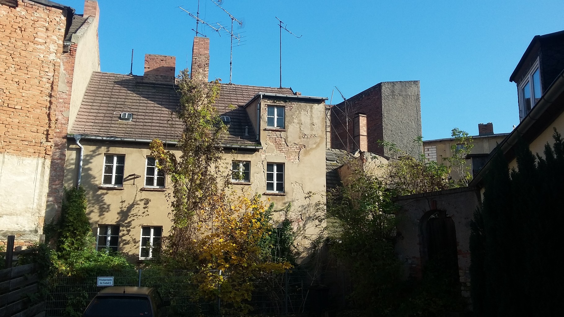 Kugelweg 2 Hinterhof Ansicht