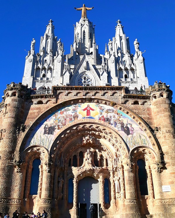 храм expiatori del sagrat cor в барселоне. Смотреть фото храм expiatori del sagrat cor в барселоне. Смотреть картинку храм expiatori del sagrat cor в барселоне. Картинка про храм expiatori del sagrat cor в барселоне. Фото храм expiatori del sagrat cor в барселоне