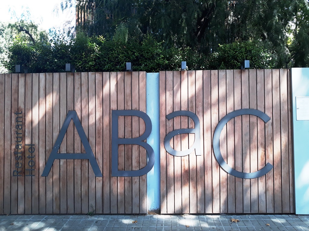 ABaC - мишленовские рестораны Барселоны