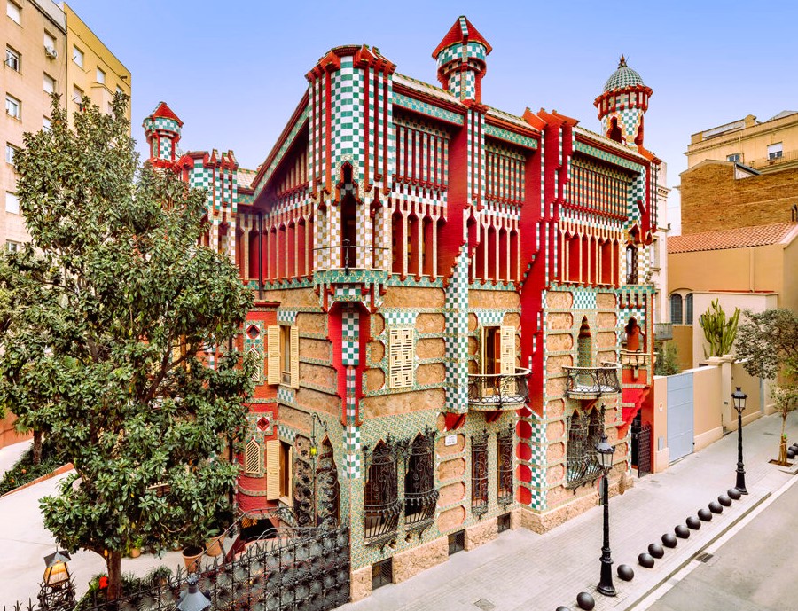 Casa Vicens — первый дом Гауди в Барселоне: история, описание, билеты и практическая информация