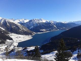 Blick von der Reschner Alm Richtung Reschen am Reschensee im Vinschgau - Südtirol