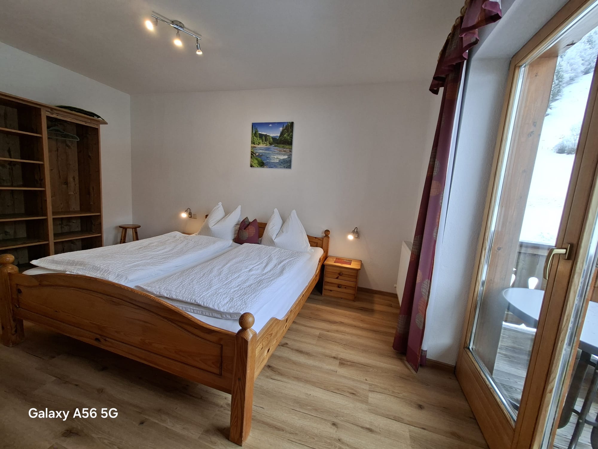 Zimmer mit Balkon App. 3