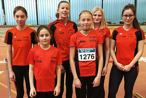     Beim Hallensportfest in Köln: (v.li.) Malin Böhl, Mia Knebel, Franziska Zumrodde, Marie Homrighausen, Milena Schmidt und Pauline Knebel.