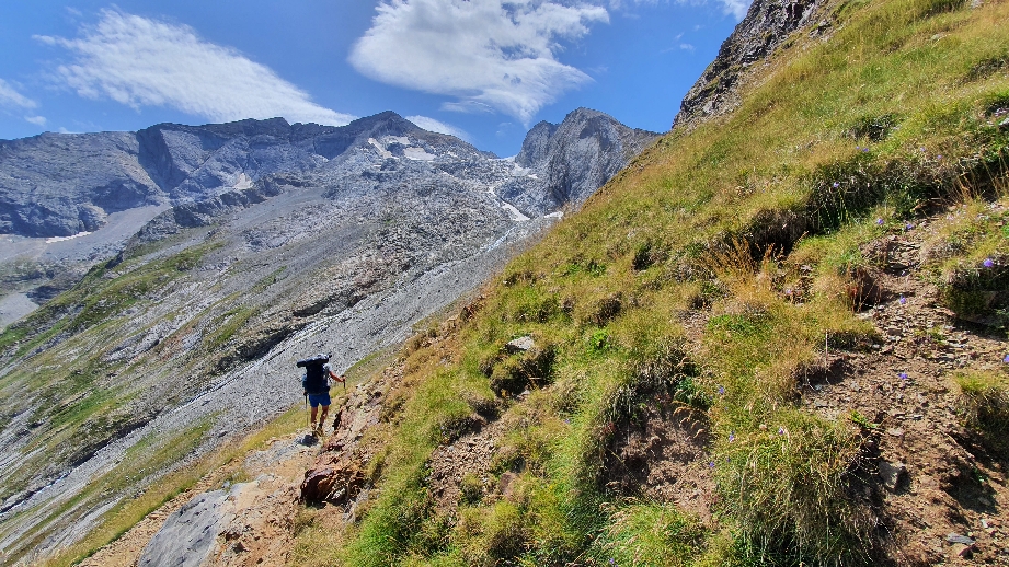 Abstieg ins Valle d' Ossou