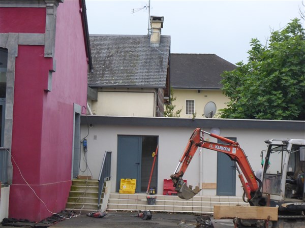 ça y est ... le chantier est en route... 