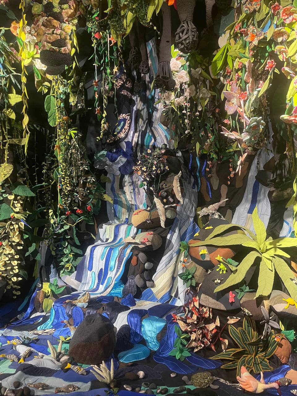 SM アートセンターは芸術、デザイン、レジャーを統合した「革新的な現代アートの中心地」として設立されました。