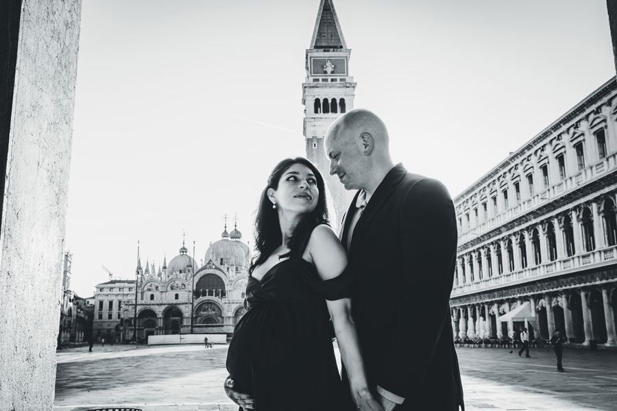 Venice-Pregnancy-Photographer