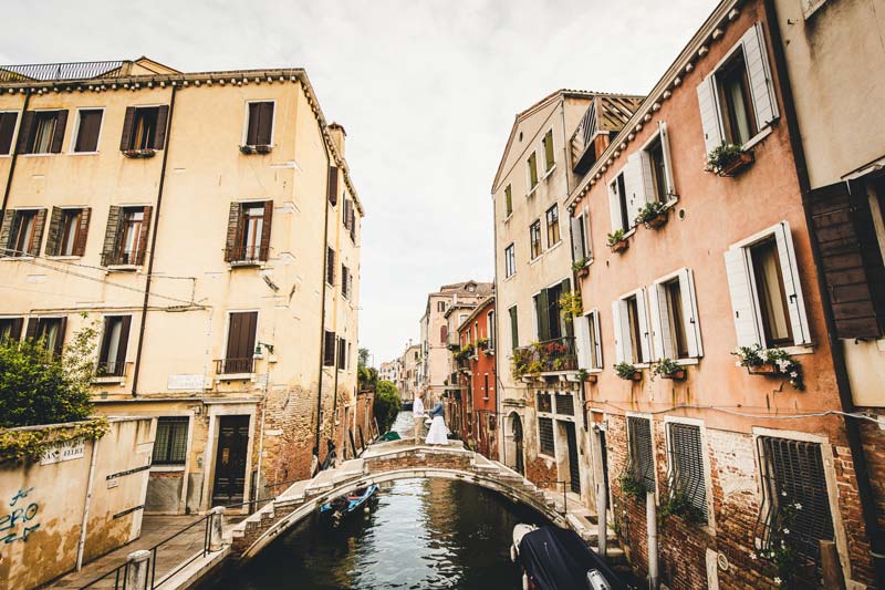 Quiet canal view near Ponte Chiodo during a romantic morning walk