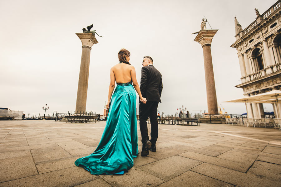 Venice photographer capturing candid moments of the couple